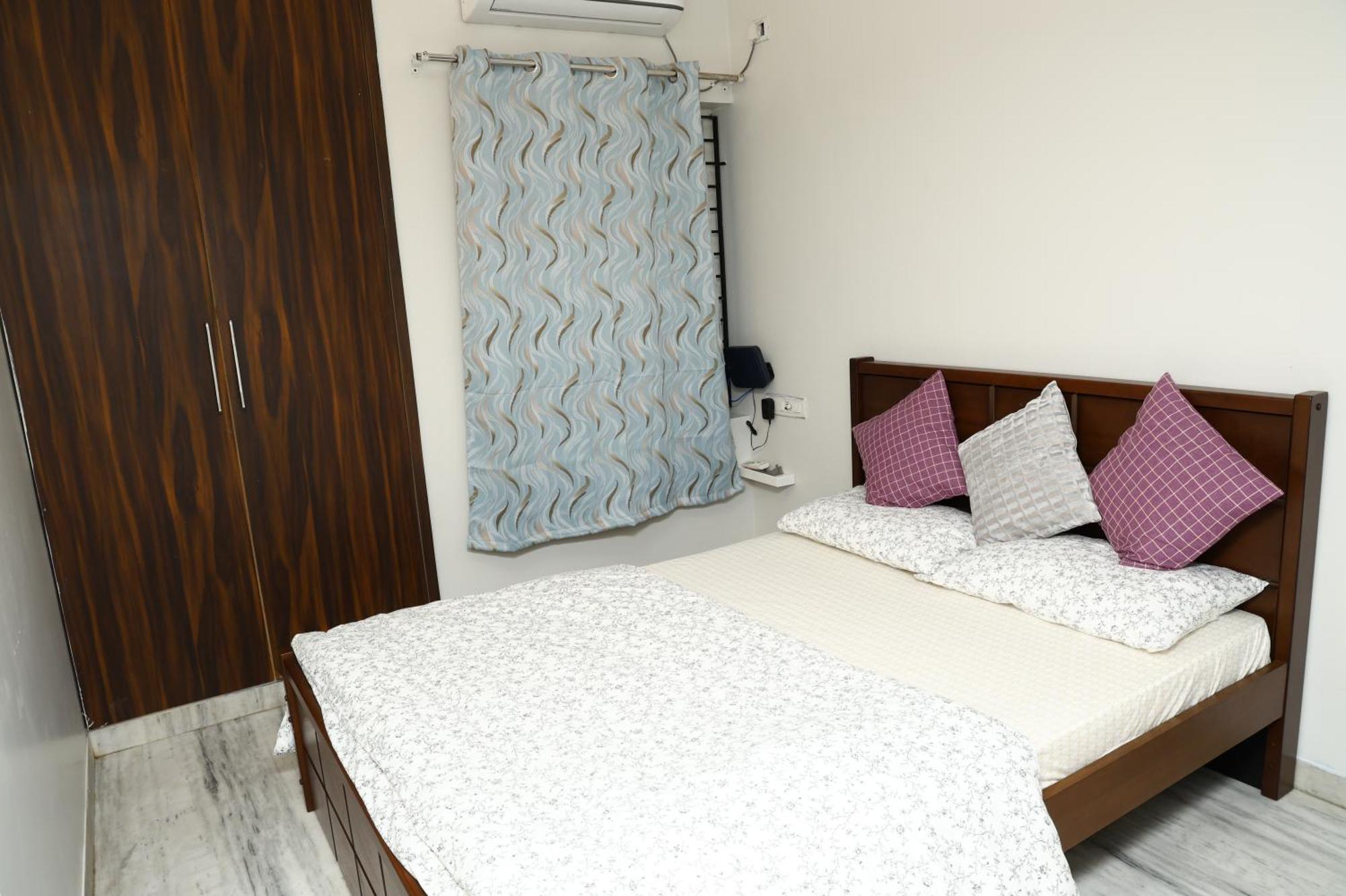 Downtown Residency Apartment